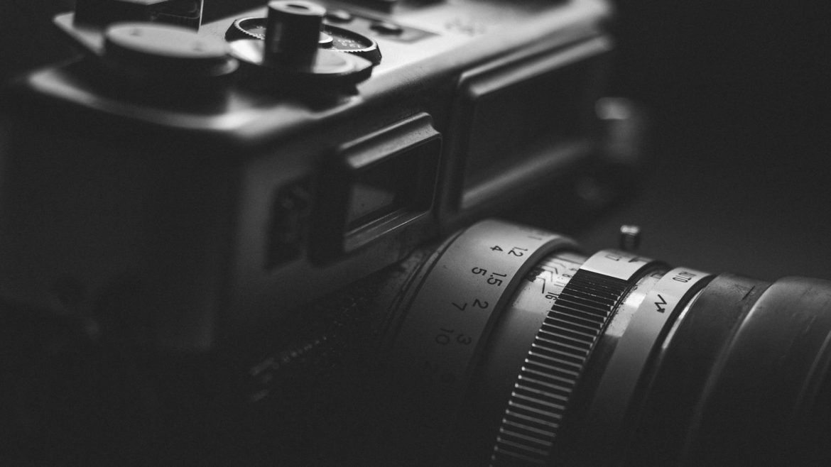 Do DSLRs Still Matter in the Age of Mirrorless and Smartphones?